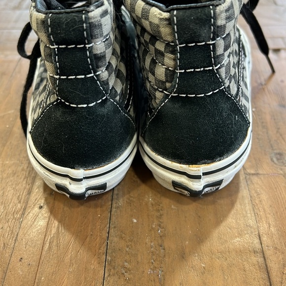 Vans hi top black checkerboard sneakers - Picture 5 of 12